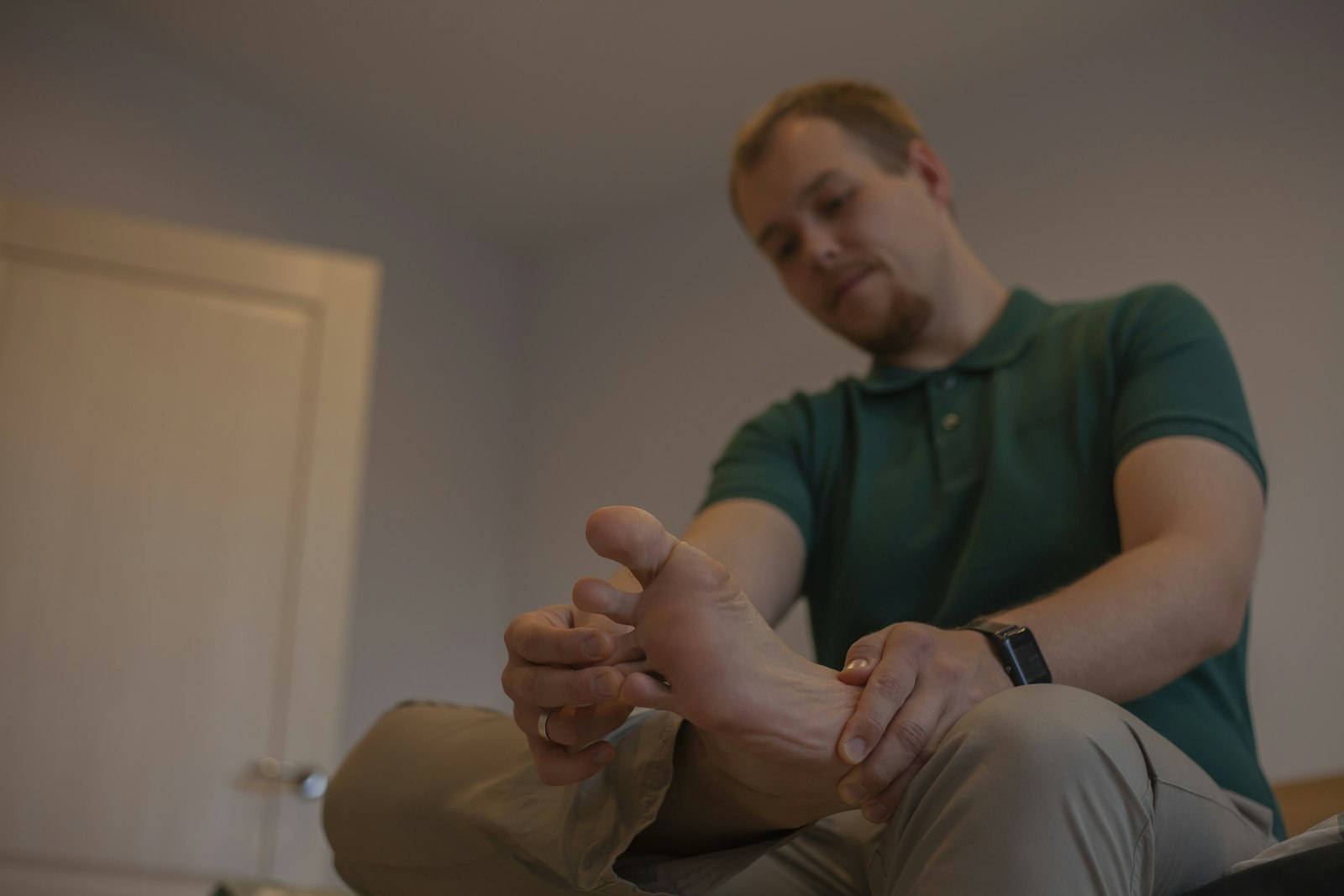 Are You Frustrated with Numbness and Tingling in Your Feet? Discover Effective Non-Surgical Treatmen